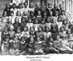 JG 1924/25 Mädchen 4. Klasse 1934