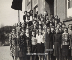 JG 1924 Mädchenschule Schweinheim