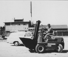 Gueldner_Produktion_Hydrocar_Suffel_im_Leiderer_Hafen