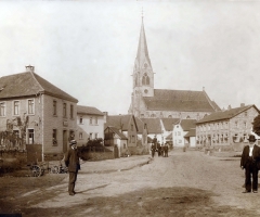 Marienstr Dorfplatz um1910