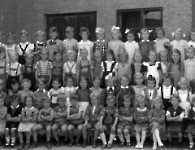 JG 1944/45 Kindergarten Schwester Birina
