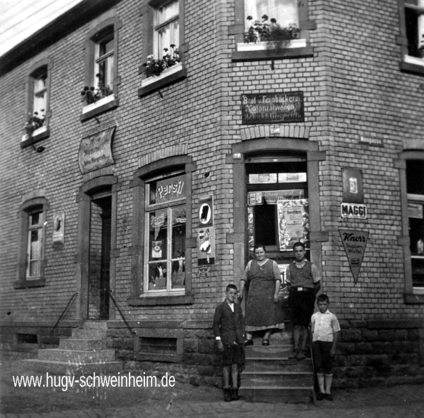 Bäckerei Wirtschaft u. Kolonialwaren Giegerich um 1933