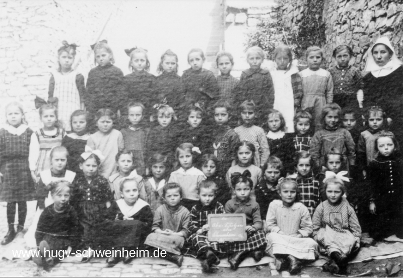 JG 1916/17 Schulklasse Mädchen