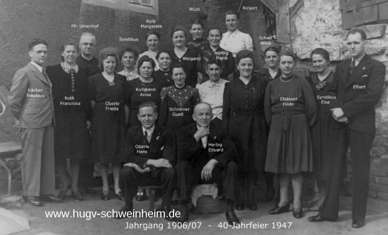 JG 1906/07 mit Pfarrer Umenhof 1947